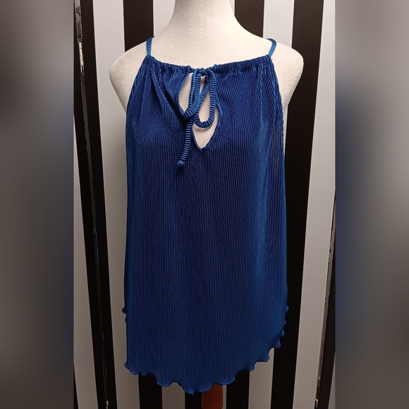 NWT blue ribbed halter top - Picture 9 of 9